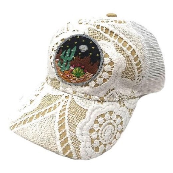 Crochet Cactus 🌵 Hat. New. - Picture 2 of 4